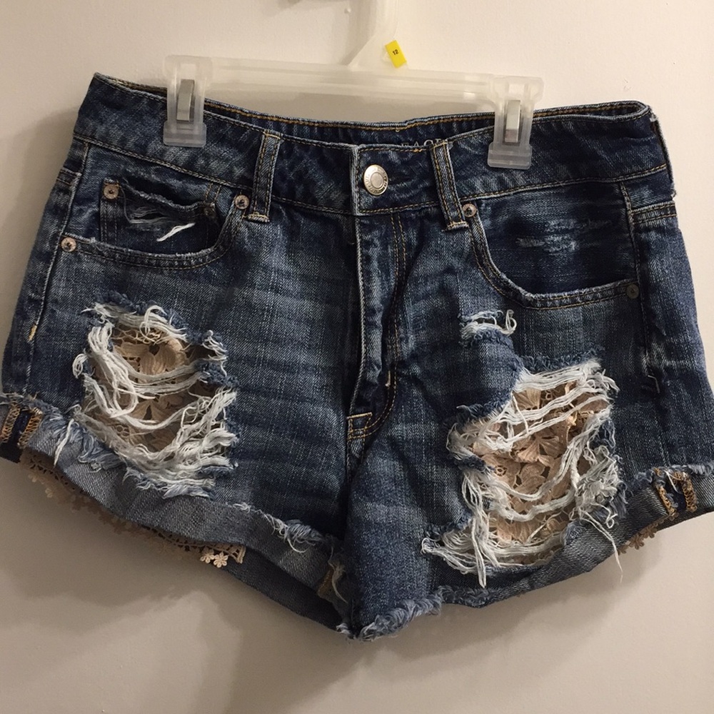 American Eagle High Rise Festival Shorts